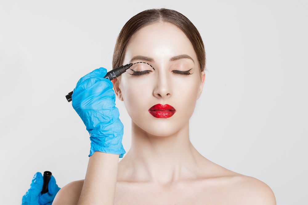 Göz Kapağı Estetiği görseli